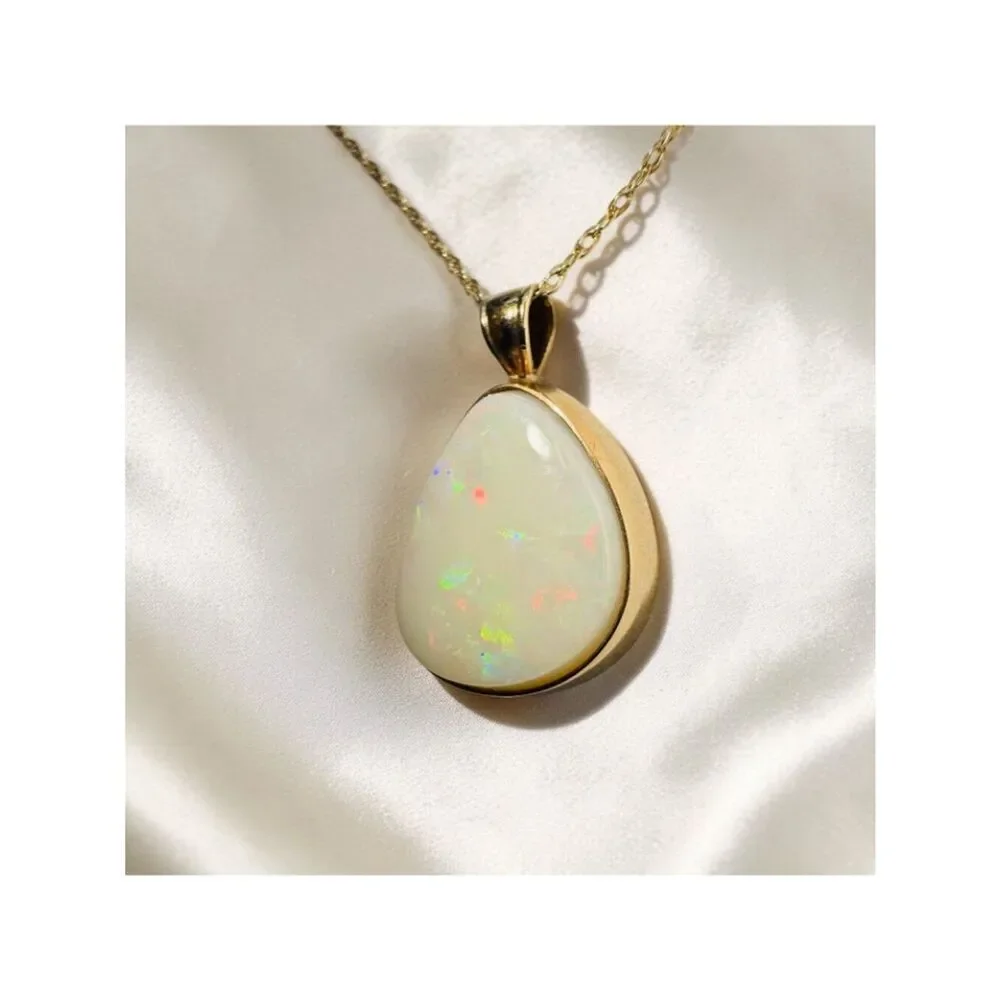 VINTAGE- 10K Gold -Natural Opal Necklace -19